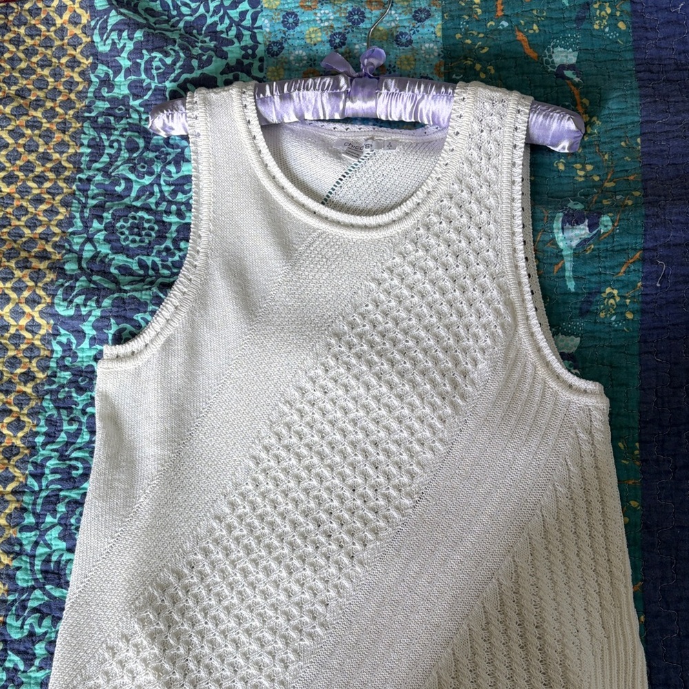 Chico's White Textured Knit Top
